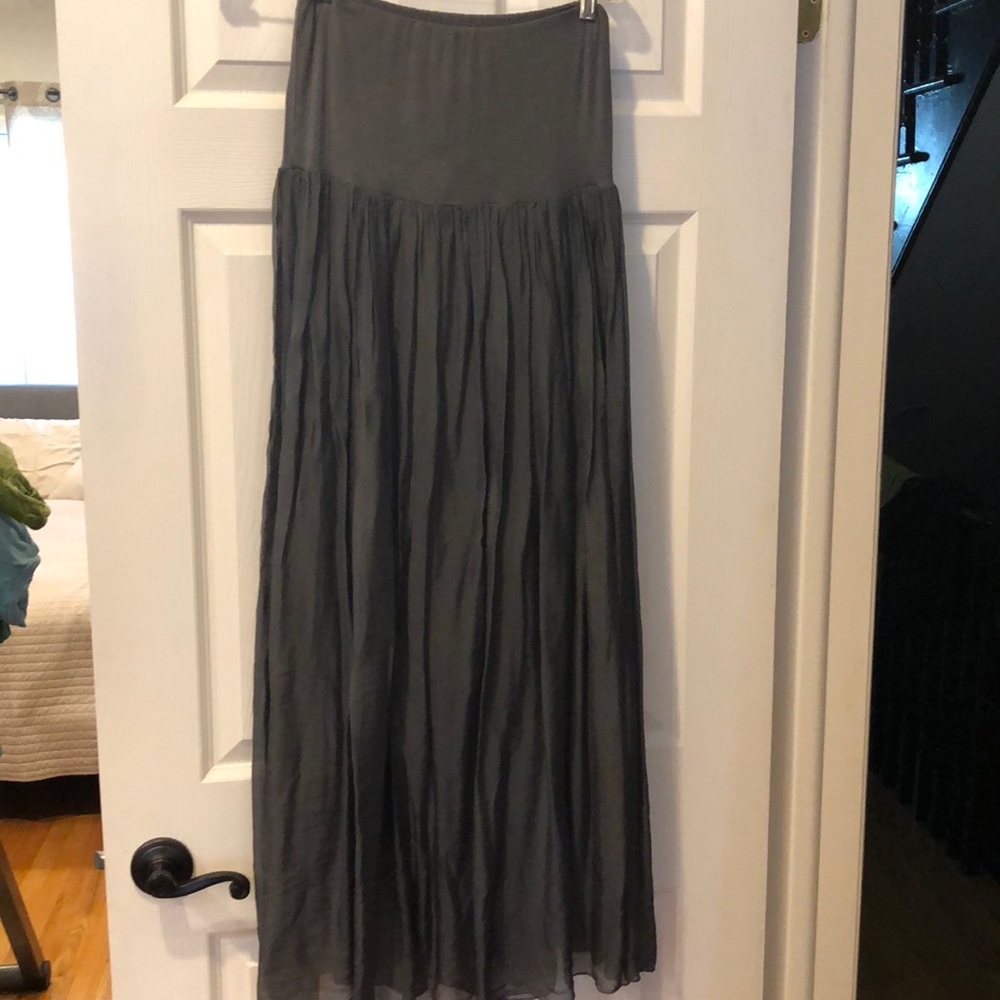 Beautiful maxi skirt 100% silk